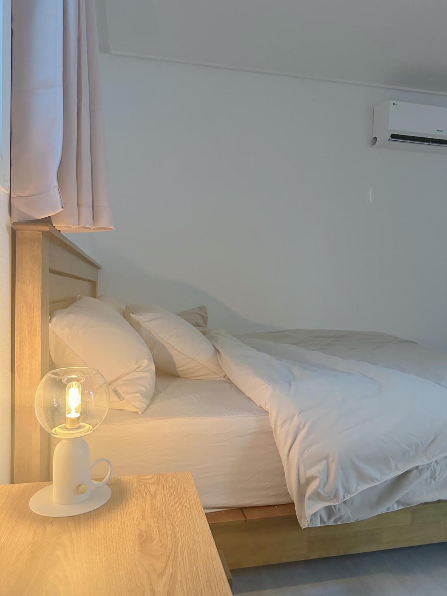 Apartment The First Hongdae